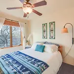 Bright Santa Fe Condo About Half-Mi To Meow Wolf!