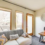 Bright Santa Fe Condo About Half-Mi To Meow Wolf!
